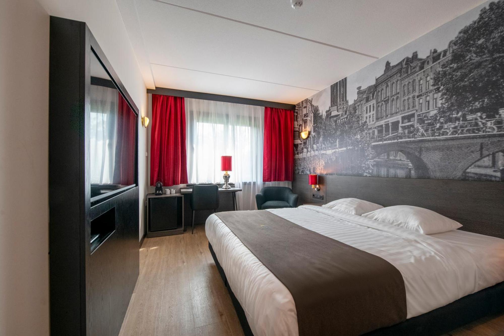 Bastion Hotel Rotterdam Alexander Exterior photo