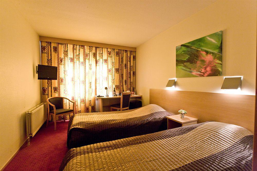 Bastion Hotel Rotterdam Alexander Room photo